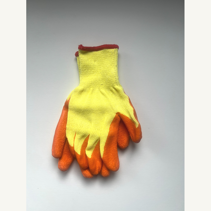 Protective gloves